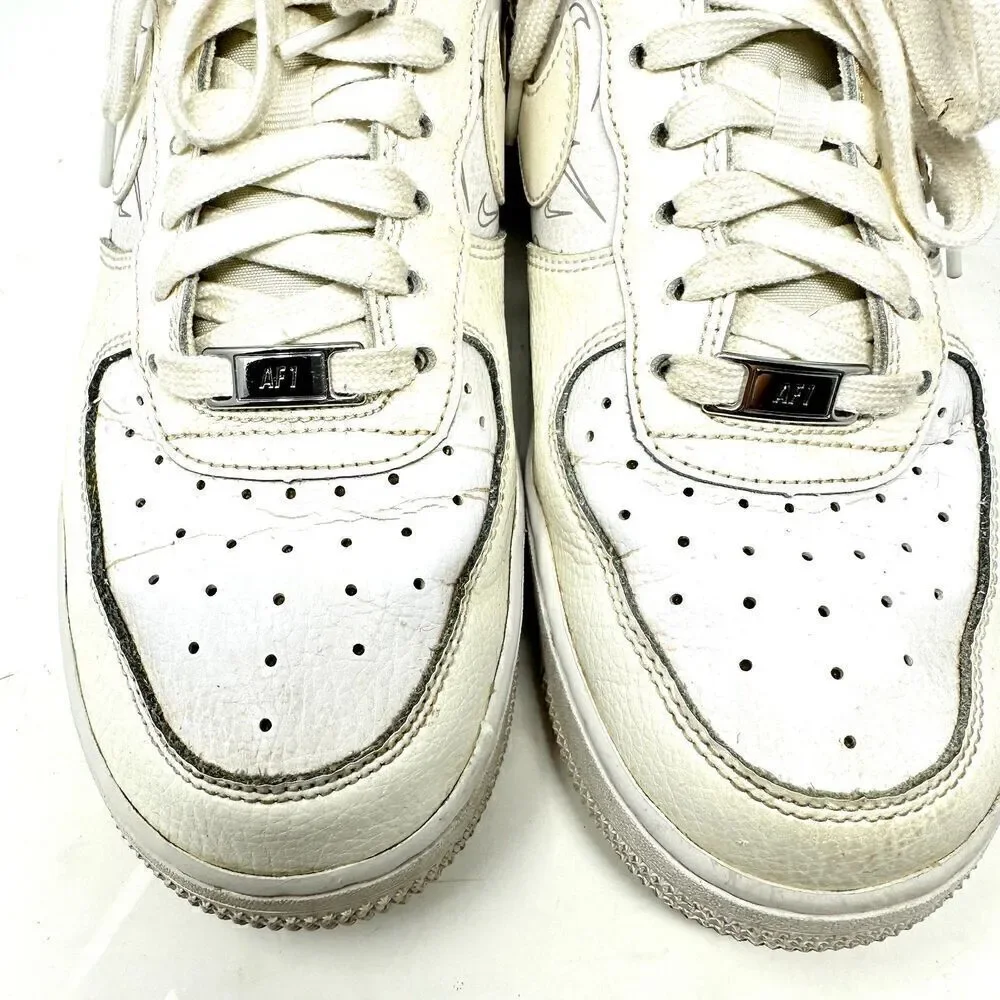 Nike size color